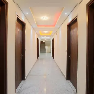 Hotel Red Velvet At Delhi Airport ***